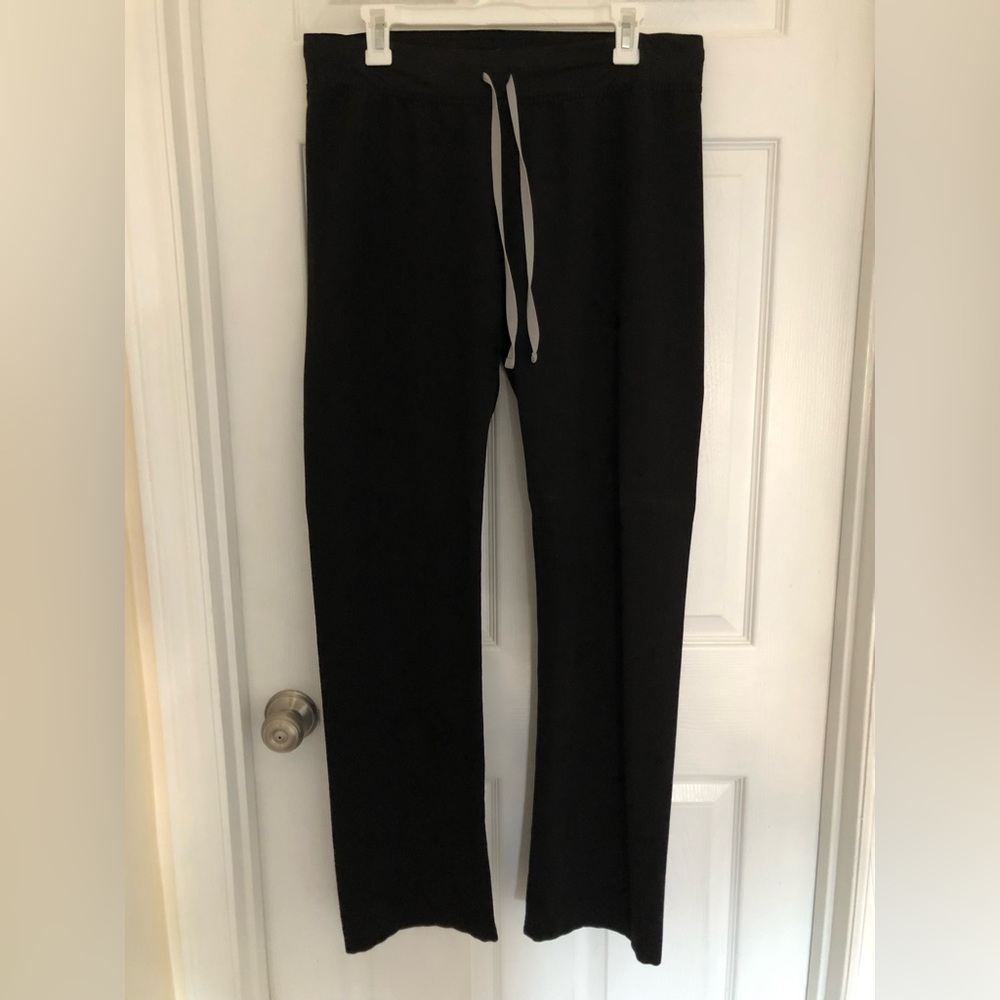 Figs Women’s Black Livingston Medium Tall Scrub Pants